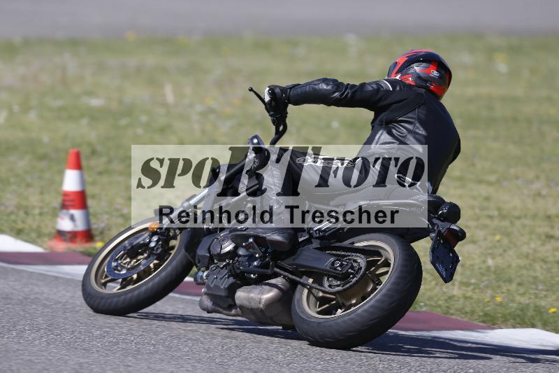 /10 20.04.2026  Pluess Moto Sport ADR/Einsteiger/12